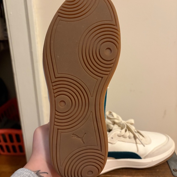 Puma Sneakers - Picture 3 of 5